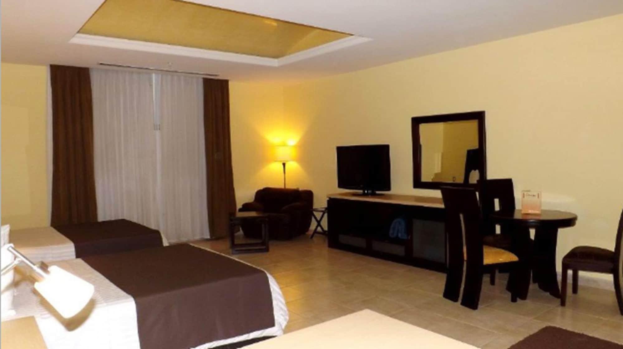 Hipico Inn Hotel Poza Rica エクステリア 写真