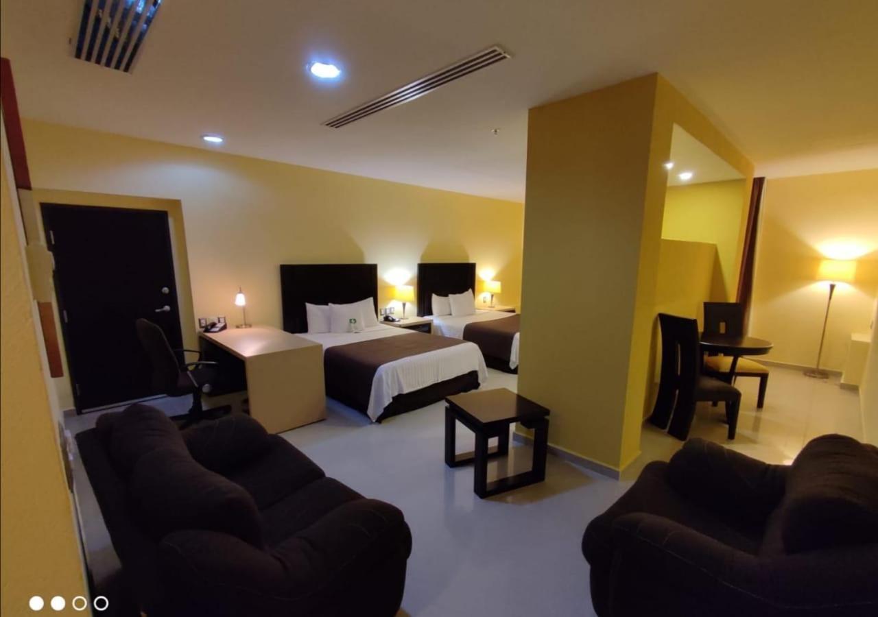 Hipico Inn Hotel Poza Rica エクステリア 写真