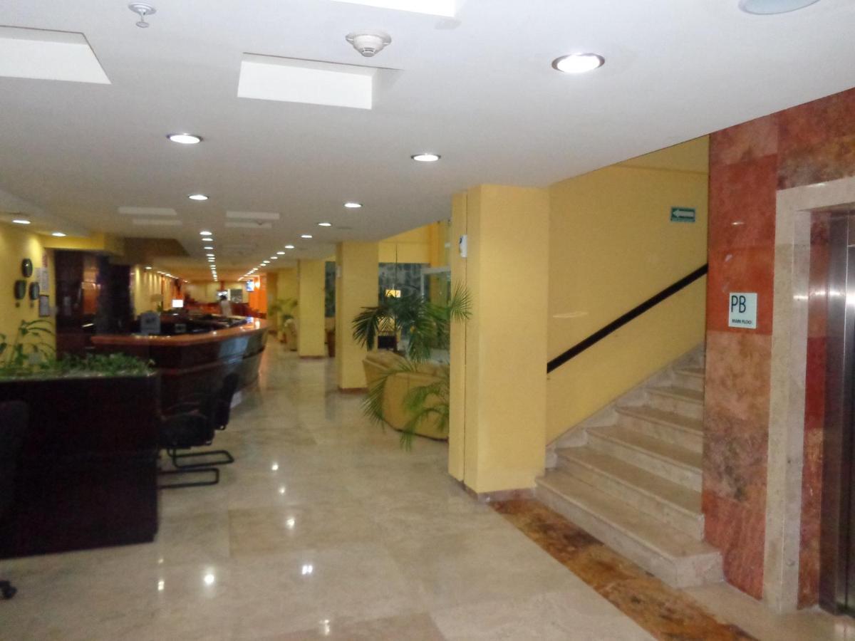 Hipico Inn Hotel Poza Rica エクステリア 写真