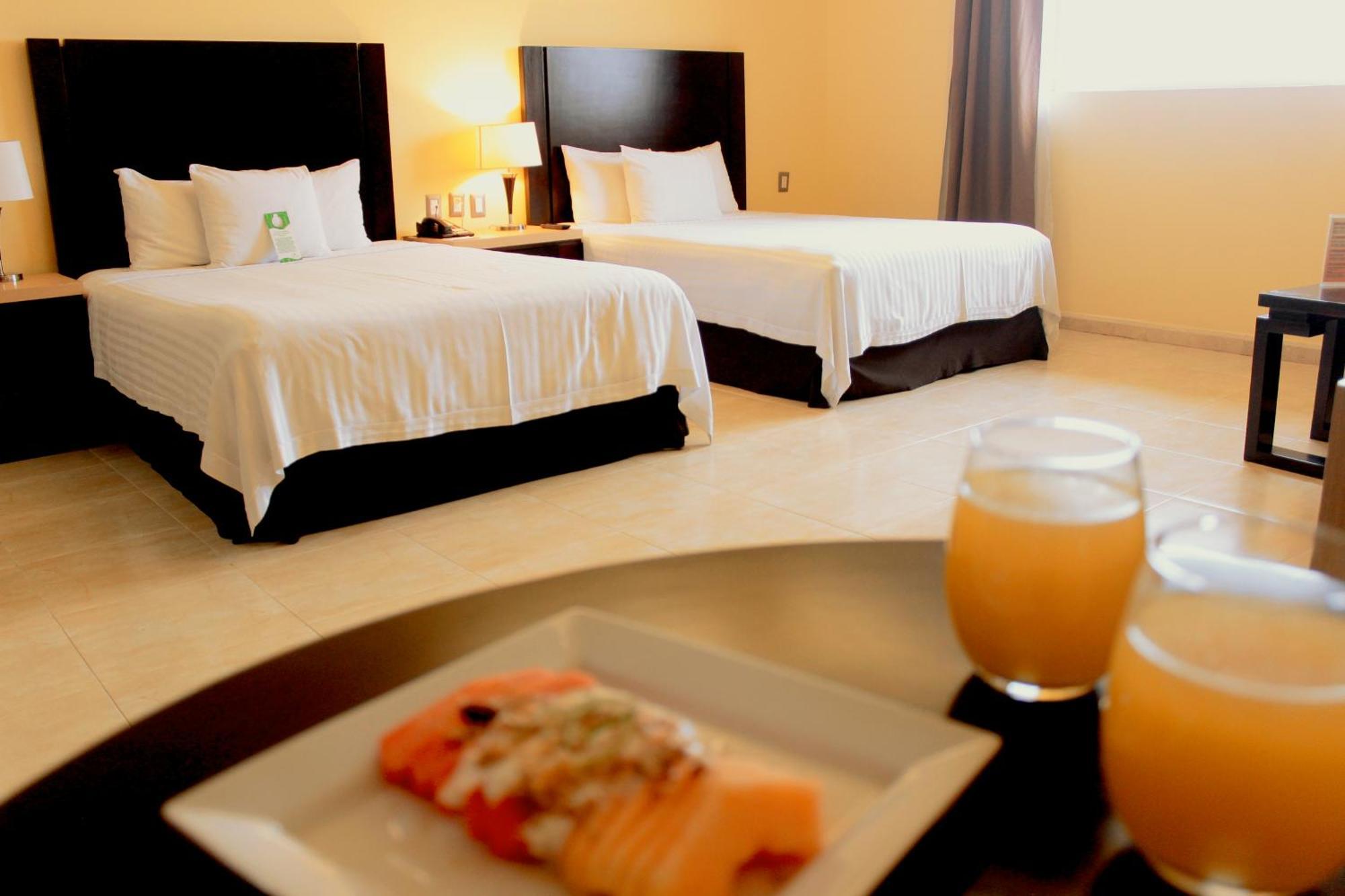 Hipico Inn Hotel Poza Rica エクステリア 写真