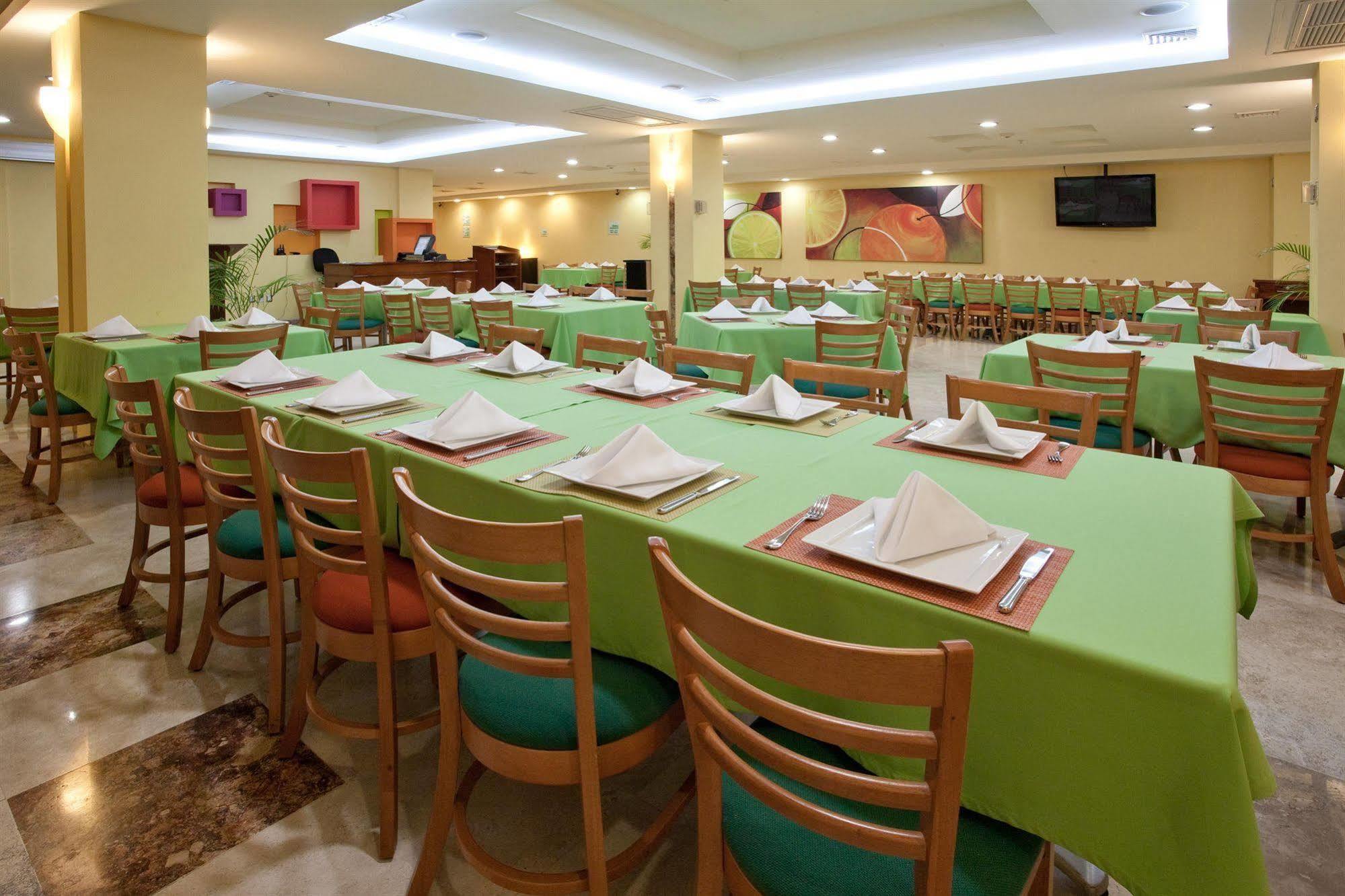 Hipico Inn Hotel Poza Rica 設備 写真