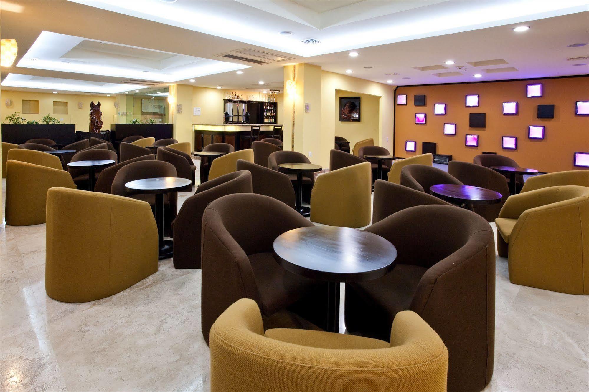 Hipico Inn Hotel Poza Rica レストラン 写真